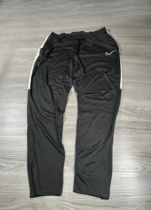 Nike Joggers Sweatpants, brand: Nike, condition: Very good, size: XL, £18.00, £19.60 includes Buyer Protection Pro