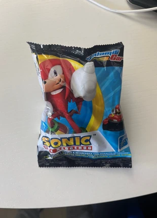 Knuckles The Hedgehog 3 Eurospin Figure, brand: Euro Spin, condizioni: Nuovo con cartellino, taglia: Taglia unica, €8.00, €9.10 include la Protezione acquisti