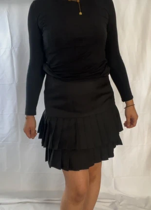 Jupe noir plissée a volant vintage taille 38 (polyester), marke: Vintage Dressing, zustand: Sehr gut, größe: M / 38 / 10, 10,00 €, 11,20 € beinhaltet Vinted-Käuferschutz Pro