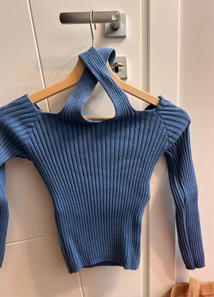 top azzurro dettaglio incrociato al collo, état: Neuf sans étiquette, taille: Taille unique, 9,00 €, 10,15 € Protection acheteurs incluse