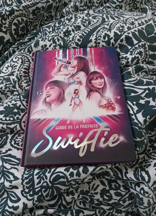 Guide de la parfaite swiftie, état: Très bon état, 5,00 €, 5,95 € Protection acheteurs incluse