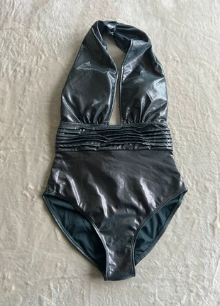 Maillot de bain brillant, marke: Miss universe, zustand: Neu, mit Etikett, größe: S / 36 / 8, 10,00 €, 11,20 € inklusive Vinted-Käuferschutz