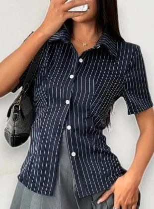 Blouse rayée à manches courtes col classique - S, marque: wiss, état: Très bon état, taille: S / 36 / 8, 35,00 €, 37,45 € Protection acheteurs incluse