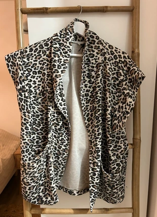 Veste sans manches léopard, marque: Boutique indépendante, état: Très bon état, taille: S / 36 / 8, 10,00 €, 11,20 € Protection acheteurs incluse