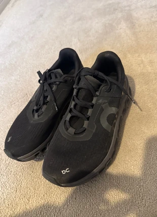 On running trainers size 5 cloud tech, brand: On Running, condition: Very good, size: 5, £75.00, £79.45 includes Buyer Protection