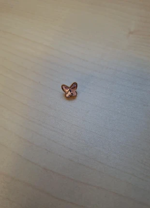 Goudkleurige twisted steentje Melano, marque: MelanO, état: Neuf avec étiquette, 10,00 €, 11,20 € Protection acheteurs (Pro) incluse