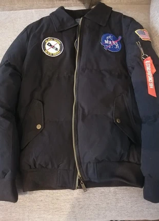 Blouson bomber noir, brand: Alpha Industries, condition: Very good, size: M, €20.00, €21.70 includes Buyer Protection