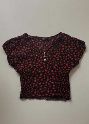 T-shirt floral Kiabi – Taille XS – Très bon état, brand: Kiabi, condition: Very good, size: XS / 34 / 6, €1.75, €2.54 includes Buyer Protection
