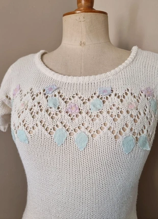 Vintage 80s  pull d été ajouré blanc application florale pastel, marke: Vintage Dressing, zustand: Gut, größe: S / 36 / 8, 20,00 €, 21,70 € beinhaltet Vinted-Käuferschutz Pro