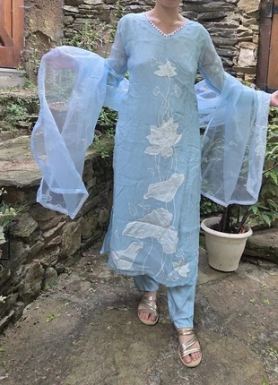 Salwar Kameez bleu clair brodé – 3 pièces (ensemble traditionnel indien), brand: sans marque, condizioni: Nuovo senza cartellino, taglia: L / IT 44 / EU 40, €20.00, €21.70 include la Protezione acquisti