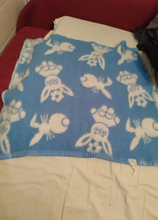 Couverture bébé, staat: Goed, € 3,00, € 3,85 inclusief Kopersbescherming