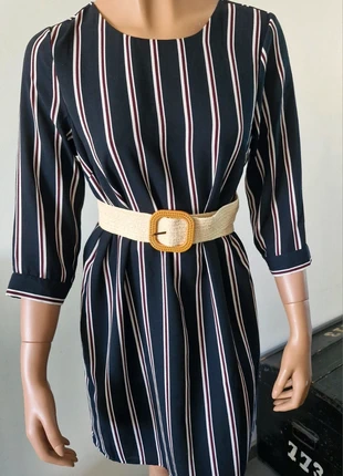 Vero Moda jurk maat M (zonder riem), merk: Vero Moda, staat: Heel goed, maat: M / 38 / 10, € 5,00, € 5,95 inclusief Kopersbescherming