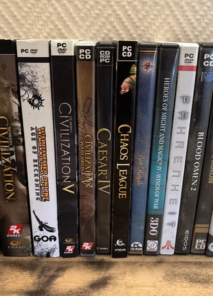 Lot de jeux PC CD-Rom, condizioni: Ottime, €15.00, €16.45 include la Protezione acquisti