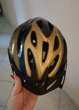 Caschetto bici, état: Très bon état, 16,00 €, 17,50 € Protection acheteurs incluse