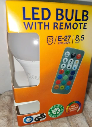 💡Ampoule Led avec télécommande / Lâmpada Led com remoto nova, brand: led bulb, condizioni: Nuovo con cartellino, €11.00, €12.25 include la Protezione acquisti