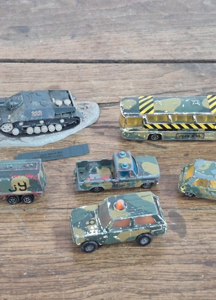 Lot d'ancienne majorette et matchbox repeinte en militaire, marca: Collection, estado: Bueno, tamaño: Talla única, 5,00 €, 5,95 € Protección al comprador Pro incluida