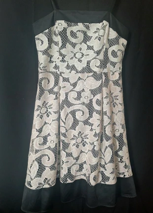 Robe noire avec dentelle crème, brand: Vintage Dressing, condition: Very good, size: L / 40 / 12, €10.00, €11.20 includes Buyer Protection