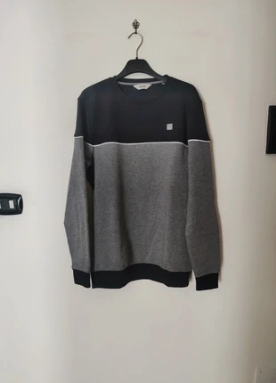 Felpa nera e grigia, marca: !Solid, estado: Muito bom, tamanho: S, €5.00, €5.95 inclui Proteção do Comprador