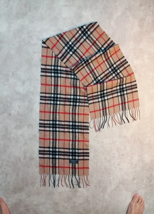 Écharpe Burberry beige à carreaux en lambswool en l'aine d'agneau style old money, brand: Burberry, condition: Very good, €65.00, €68.95 includes Buyer Protection Pro