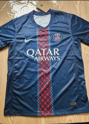 Maillot PSG 2025/2026, marque: PSG, état: Neuf avec étiquette, taille: XL, 20,00 €, 21,70 € Protection acheteurs incluse