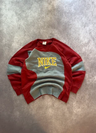Nike Rework Sweater Größe S Rot Gelb - Vintage 2000er Style, merk: Nike, staat: Heel goed, maat: S, € 32,50, € 34,83 inclusief Kopersbescherming