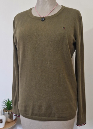 Pull femme vert kaki logo brodé manches longues Tommy Hilfiger _ Taille M, brand: Tommy Hilfiger, condition: Good, size: M / 38 / 10, 7.50 €, 8.58 € includes Buyer Protection Pro