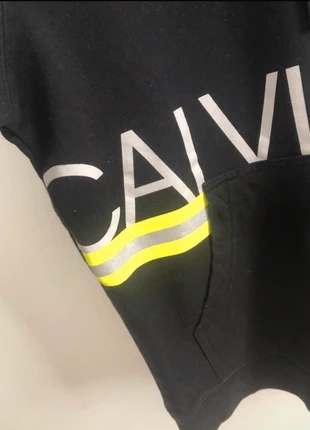 Calvin Klein Sweat- t-shirt â capuche taille M, marque: Calvin Klein, état: Très bon état, taille: M, 9,00 €, 10,15 € Protection acheteurs incluse