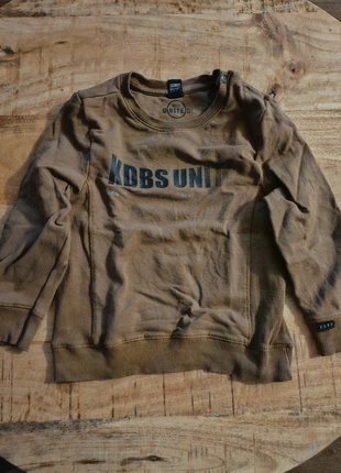 Sweater met tekst 98, marque: born by kiddo united, état: Très bon état, taille: 3 ans / 98 cm, 3,50 €, 4,38 € Protection acheteurs incluse