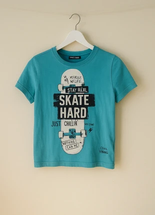 T-shirt enfant skate, marque: C&A, état: Très bon état, taille: 10 ans / 140 cm, 2,00 €, 2,80 € Protection acheteurs incluse