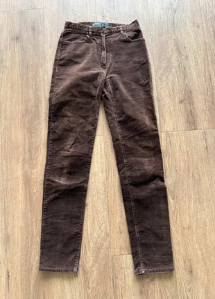 Pantalon slim en velours côtelé marron Chattawak – Taille S, marca: CHATTAWAK, estado: Muy bueno, tamaño: S / 36 / 8, 20,00 €, 21,70 € Protección al comprador incluida