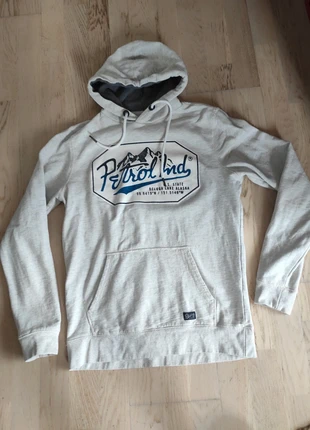 Sweat Petrol Industries, marque: Petrol Industries, état: Très bon état, taille: M, 7,00 €, 8,05 € Protection acheteurs incluse