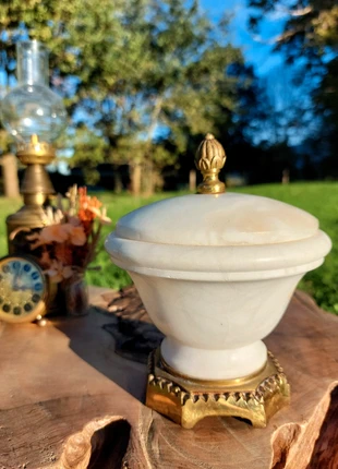 Bonbonnière/boîte albâtre ancienne - Très bon état, marque: Vintage Chic, état: Très bon état, 23,90 €, 25,80 € Protection acheteurs incluse