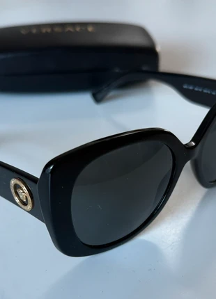 Versace sunglasses black, marque: Versace, état: Très bon état, 100,00 €, 105,70 € Protection acheteurs incluse