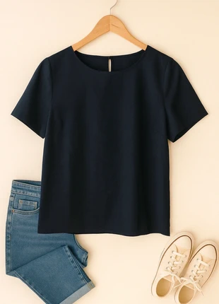 Donkerblauwe blouse | Pieces | Maat L | Zo goed als nieuw, marque: Pieces, état: Très bon état, taille: L / 40 / 12, 5,50 €, 6,48 € Protection acheteurs incluse