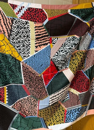 🌈 XXL Silk Scarf – Colorful Patchwork Statement Piece, brand: Boutique Italiana, condizioni: Nuovo senza cartellino, €17.90, €19.50 include la Protezione acquisti