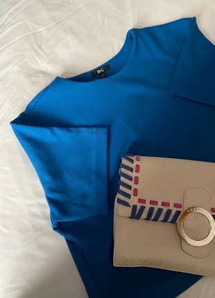 T-shirt Uniqlo x C – blu elettrico, taglia M, brand: Uniqlo, condizioni: Ottime, taglia: M / IT 42 / EU 38, €2.99, €3.84 include la Protezione acquisti