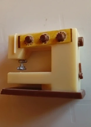 Miniature Machine à coudre - Lundby, marke: Lundby, zustand: Sehr gut, größe: 10 Jahre / 140, 10,00 €, 11,20 € inklusive Vinted-Käuferschutz