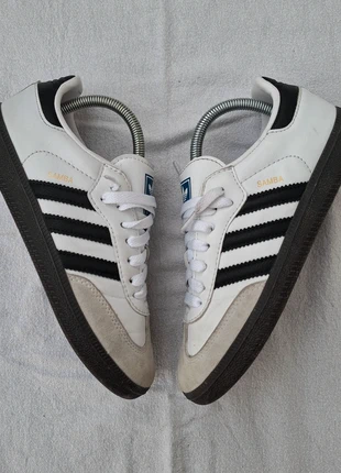 Adidas samba blanche taille 38, marque: adidas, état: Très bon état, taille: 38, 40,00 €, 42,70 € Protection acheteurs incluse