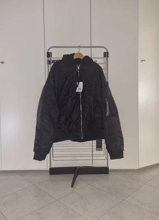 Giubbotto Versace, Taglia 52 oversize, marke: Versace, zustand: Neu, mit Etikett, größe: XL, 600,00 €, 630,70 € inklusive Vinted-Käuferschutz