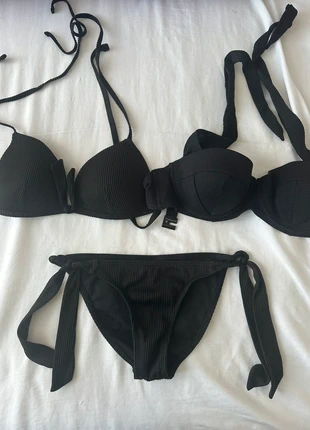 Maillot de bain 2 pièces, marque: H&M, état: Très bon état, taille: M / 38 / 10, 8,00 €, 9,10 € Protection acheteurs incluse