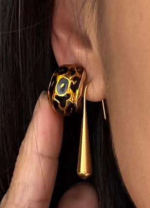 Créoles clips léopard, marque: COS, état: Très bon état, 12,00 €, 13,30 € Protection acheteurs incluse