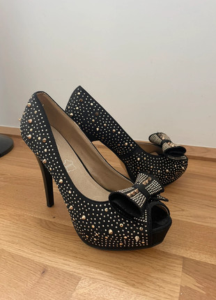 Black High-heels, marque: Always, état: Très bon état, taille: 40, 20,00 €, 21,70 € Protection acheteurs incluse