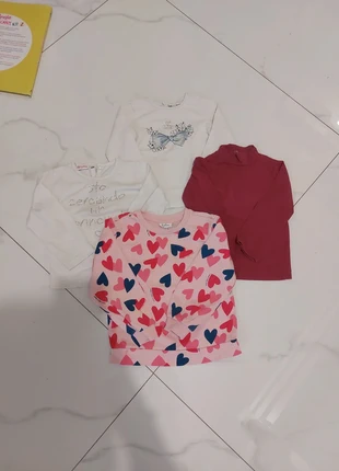 Set di 6 maglie  24/30 mesi bambina, marke: Set, zustand: Sehr gut, größe: 24–36 Monate / 92, 4,50 €, 5,43 € inklusive Vinted-Käuferschutz