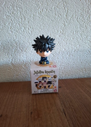 Megumi Bobble head, merk: Jujutsu Kaisen, staat: Heel goed, maat: Prematuur, tot 44 cm, € 3,50, € 4,38 inclusief Kopersbescherming
