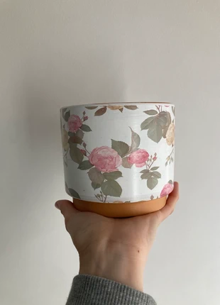 Cache-pot motifs fleurs, marke: PAS, zustand: Sehr gut, 6,00 €, 7,00 € inklusive Vinted-Käuferschutz