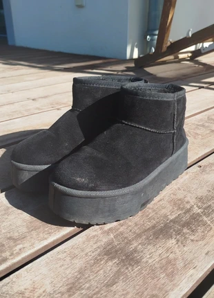 Botte hiver, marque: Kiabi, état: Très bon état, taille: 37, 5,00 €, 5,95 € Protection acheteurs incluse