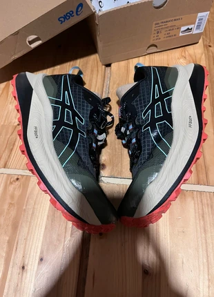 Aszics gel Trabuco Max 3 noire taille 43,5, marque: Asics, état: Neuf avec étiquette, taille: 43,5, 80,00 €, 84,70 € Protection acheteurs incluse