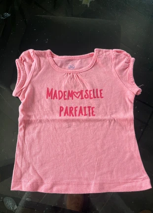 T-shirt - 6 mois, marca: Mots d'enfants, estado: Muito bom, tamanho: 6-9 meses / 68 cm, €3.00, €3.85 inclui Proteção do Comprador