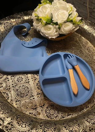 Ensemble repas pour bébé en silicone, marke: Silicone, zustand: Sehr gut, 10,00 €, 11,20 € inklusive Vinted-Käuferschutz