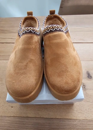 Mules chaussons fourrés façon Ugg 37, marca: Saltar, estado: Muy bueno, tamaño: 37, 20,00 €, 21,70 € Protección al comprador incluida